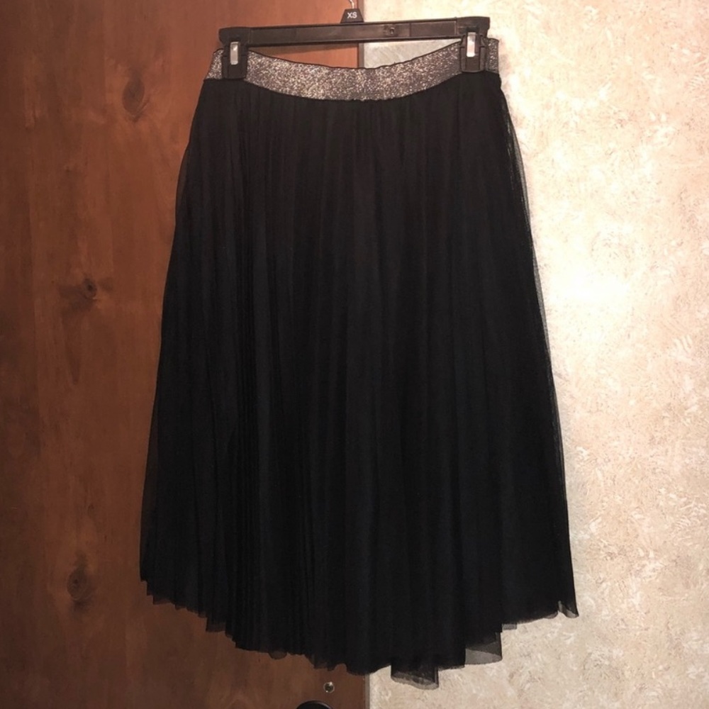 Charlotte Russe | Black Midi Tulle Skirt
